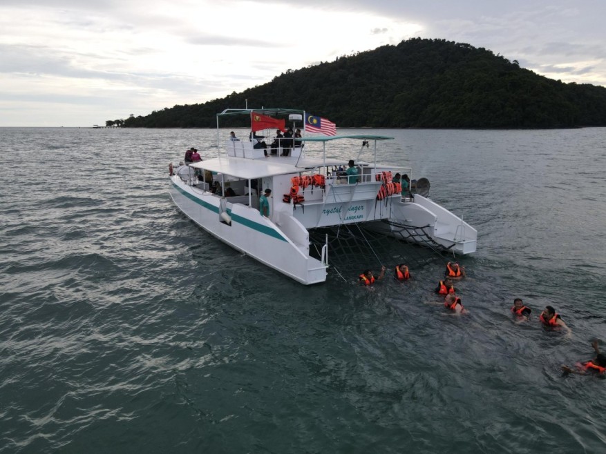 Crystal Yacht Sunset Dinner Cruise